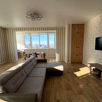 Сдам свою 3комн квартиру,долгосрочно,свет в доме всегда,без отключений