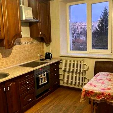 Продам 3к.кв. улучш. планировки, м.Индустриальная 7мин.
