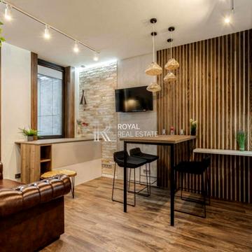 Антоновича вул. (Горького), 44