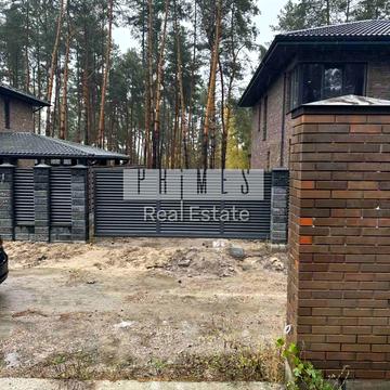 Центральна вул.