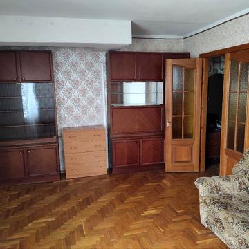 Будівельників вул., 19-А