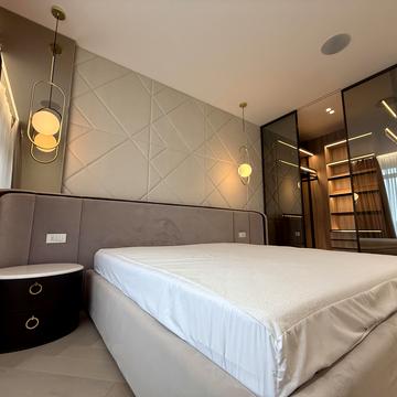 Саперне Поле вул., 5