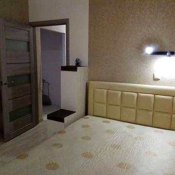 Левка Лукяненка вул. (Василя Жуковського), 26