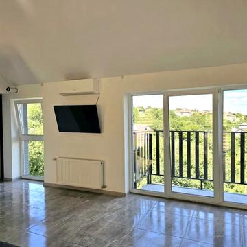 Тунельна вул., 2