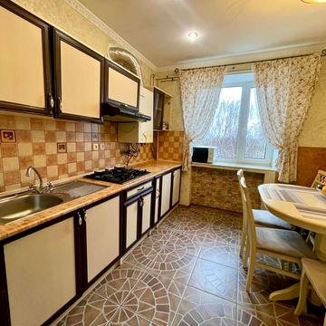 Коцюбинського вул., 3