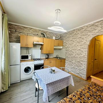 Джорджа Вашингтона вул. (Батальна), 4а