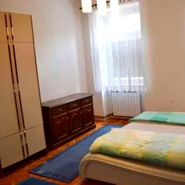 Сдам дом 2 комнаты, участок.