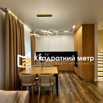 Полтавська вул.