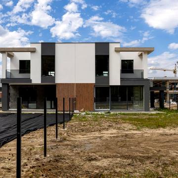 Дзеркальна