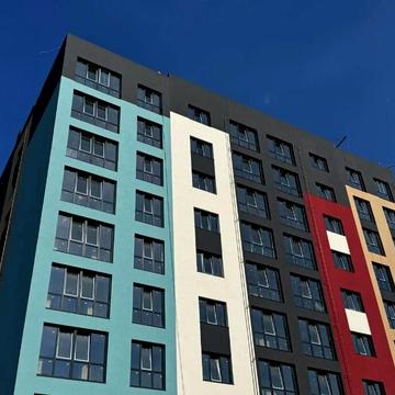 Студентська вул., 24