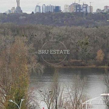 Видова на Дніпро 1к 35м Лівобережна Русановка, Русанівська Набережна 6