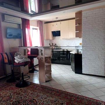 Продається затишна квартира студія 35 м² по вул. Червоної Калини, 4а