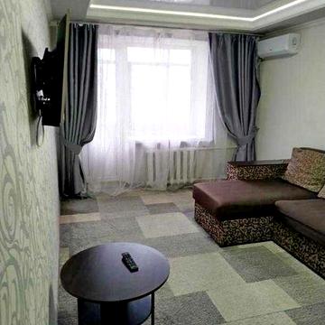 Продажа 2 к квартиры, Госпром, центр Города, метро 1 минута