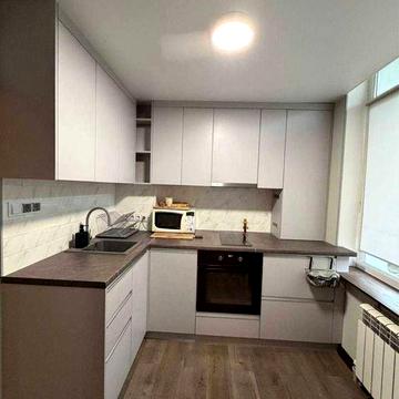 2к квартира з ремотом з мінімальним оформленням