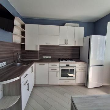 Івана Кожедуба вул., 3