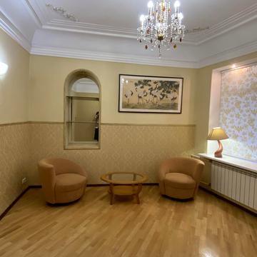 Золотоворітська вул., 2