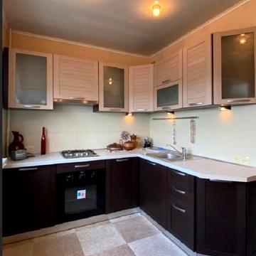 Бригади Хартія вул., 45а