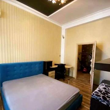 G2 Продам 3-кім.кв.,м.Ярослава Мудрого, кап ремонт. Сертифікат