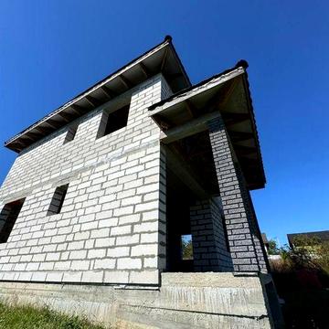 Просторий будинок з великою ділянкою 40172