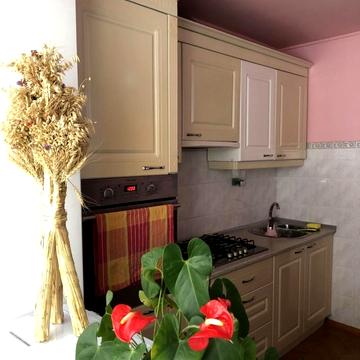 Бульвар Героїв Крут, 9