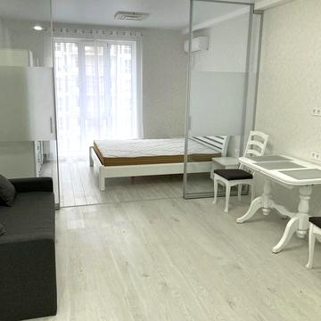 Михайла Максимовича вул. (Онуфрія Трутенка), 26-Б