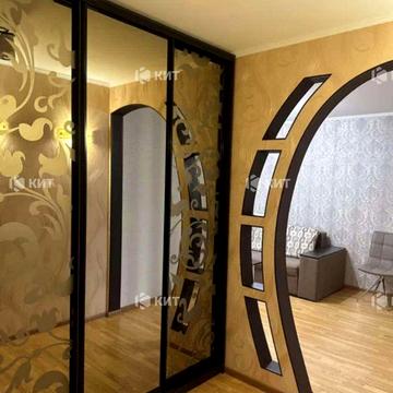 Академіка Павлова вул., 132б