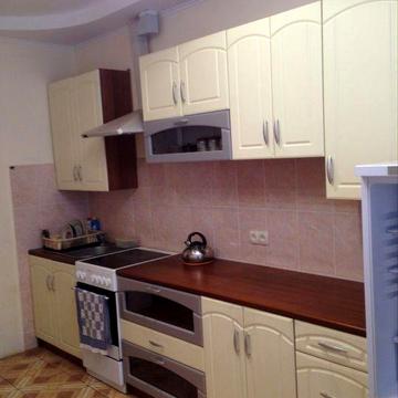 Сдам 1 комнатную квартиру Таирова/ Небесной Сотни.