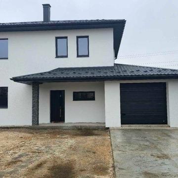 Будинок у м. Буча, вул. Набережна 24