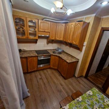 Здається 1кв р-н Урожаю 11000+торг