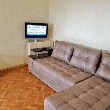 Штабний пров., 1