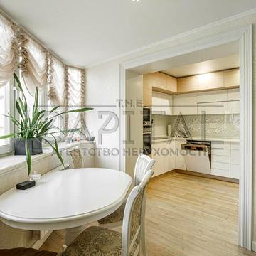 Петра Григоренка просп., 13