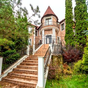 Обухівський