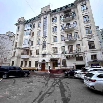 Продаж 1 к. Квартира . Перший поверх. Ярославів Вал 17б