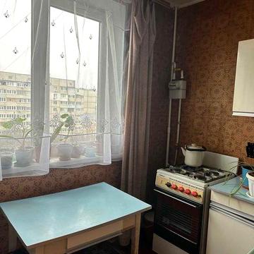 Продам реальную 1 к на Салтовке в хорошем жилом состоянии . Газ