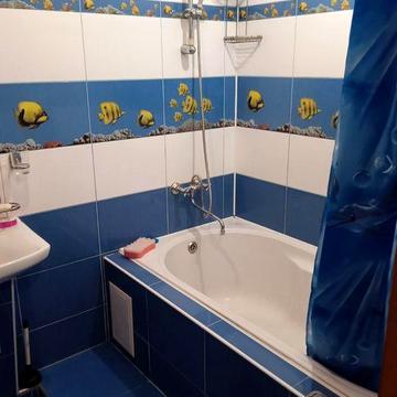 Классная однушка по  Ватутина.Оплата помесячно.