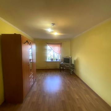 Молодіжна, 1