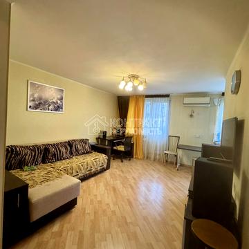 Науки вул., 88/90