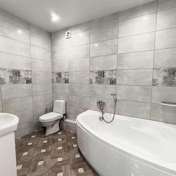 Миру вул., 51