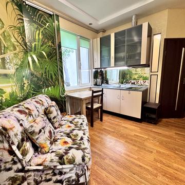 Князя Володимира Мономаха вул. (Отто Шмідта), 22