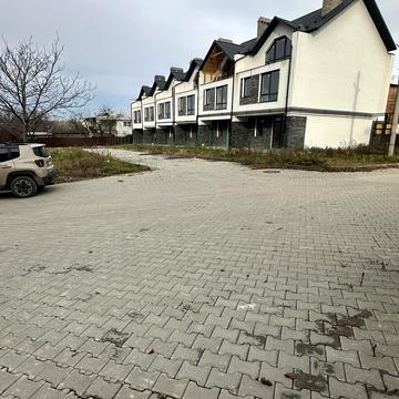 Ставропольська вул., 7