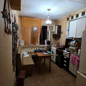 Князя Володимира Великого просп., 131