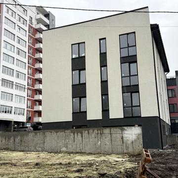 Загадкова, 9