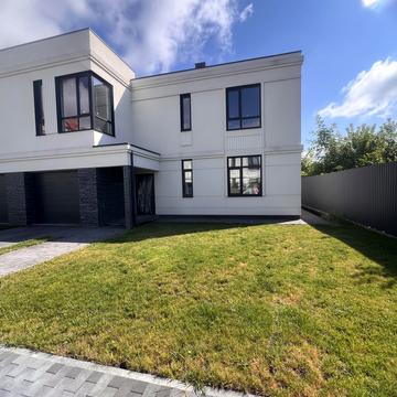 Машинобудівників вул.