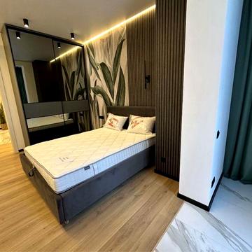 Сдам 3к Дизайнерскую квартиру ЖК Аквамарин 16 станция Золотой Берег