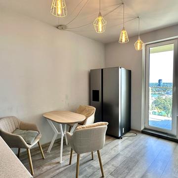 Князя Романа Мстиславича вул. (Генерала Жмаченка), 28-Б