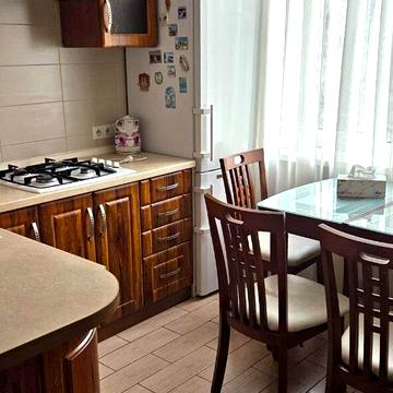 Сталеварів вул., 24