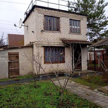 Продаж дачі в місті