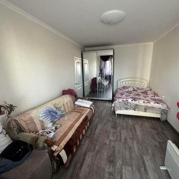 Однокомнатная квартира 4/9 Таврический