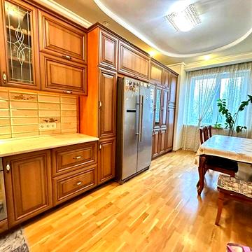 Оренда квартири  5 кімн.,ЖК Празький, пров. Софіївський 17/25