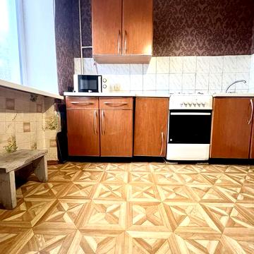 Сдам до лета 2к к-ру,кирпичный дом,газ,низкий этаж